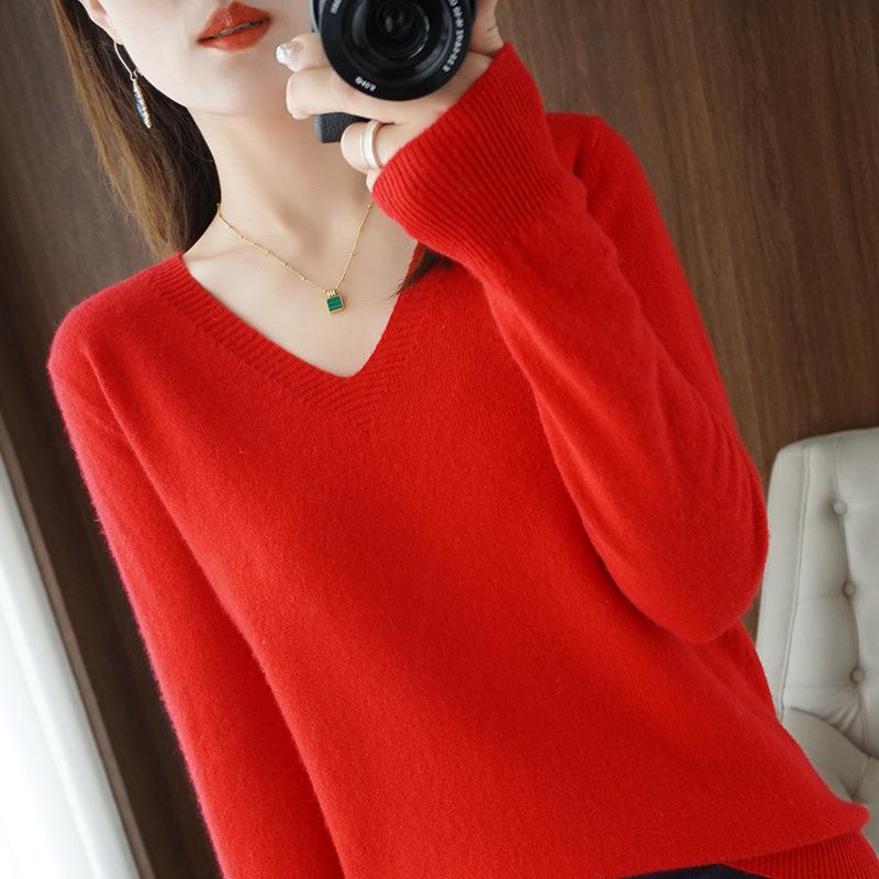 Women s V-Neck Lightweight Knit Sweater - Long-Sleeve Solid Color, Casual & Versatile XL (62.5-67.5 kg)
Women s V-Neck Lightweight Knit Sweater - Long-Sleeve Solid Color, Casual & Versatile XL (62.5-67.5 kg)