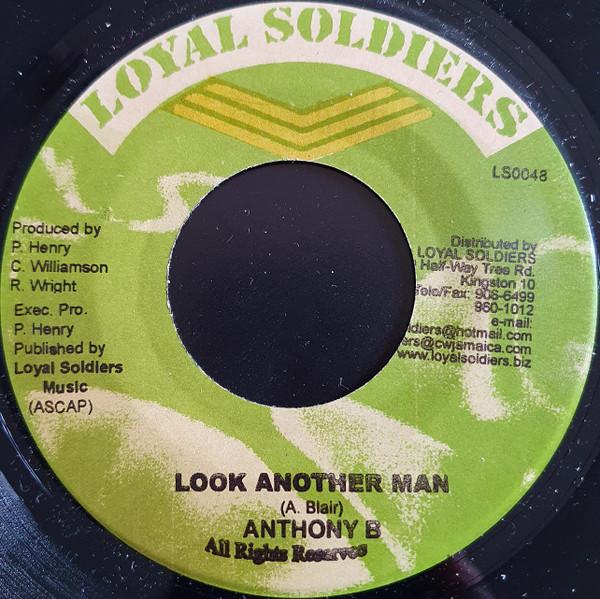 7inch Record ANTHONY B, GUIDANCE - Look Another Man / I Feel Good LS0048 Loyal Soldiers 2005 Jamaica Reggae, Ska & Dub Used
7inch Record ANTHONY B, GUIDANCE - Look Another Man / I Feel Good LS0048 Loyal Soldiers 2005 Jamaica Reggae, Ska & Dub Used