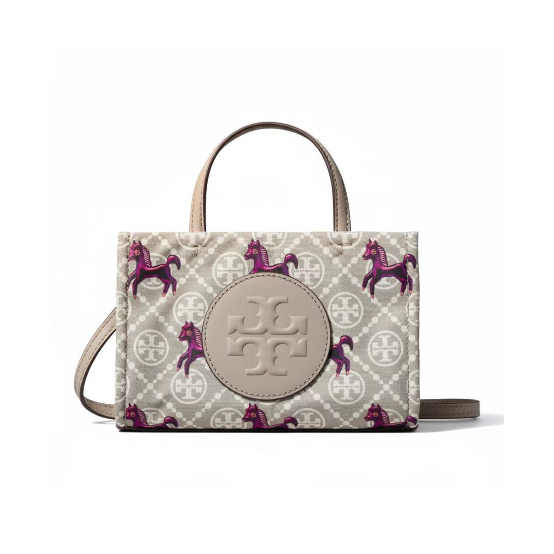 Tory Burch Ella Year Of The Horse Special Edition Pony Print Logo Patch Fabric Mini Shoulder Tote Bag Women Tote Bags Gray 178950-960 Basic Set (Bag+Dust Bag)
Tory Burch Ella Year Of The Horse Special Edition Pony Print Logo Patch Fabric Mini Shoulder Tote Bag Women Tote Bags Gray 178950-960 Basic Set (Bag+Dust Bag)