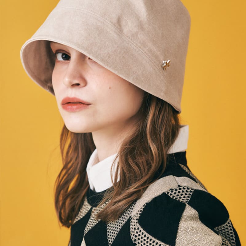 ELKE BLOEM БЕЖЕВАЯ ПАНАМА free
ELKE BLOEM БЕЖЕВАЯ ПАНАМА free