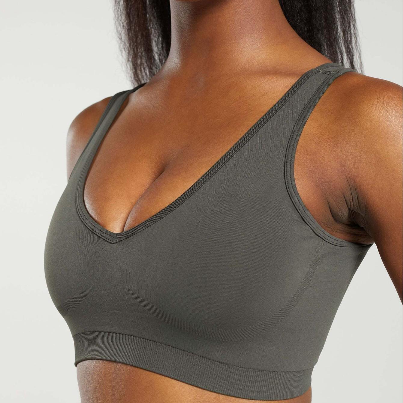 Shark Yoga Activewear: Women s Versatile Fitness Top with Chest Pad Large темно-синього кольору
Shark Yoga Activewear: Women s Versatile Fitness Top with Chest Pad Large темно-синього кольору