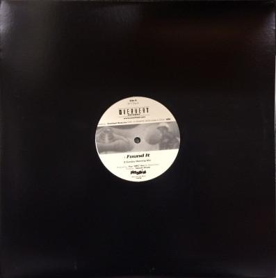 12inch Record MOOMIN Found It My Baby OVE120006 Overheat Record 2005 Japan Japanese Club Dance Used
12inch Record MOOMIN Found It My Baby OVE120006 Overheat Record 2005 Japan Japanese Club Dance Used