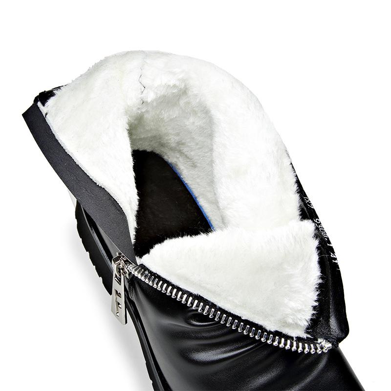 Чоловічі черевики-мартинки осінь/зима 2024 року: Шкіряні черевики челсі на високій підошві у британському стилі з блискавкою 41
Чоловічі черевики-мартинки осінь/зима 2024 року: Шкіряні черевики челсі на високій підошві у британському стилі з блискавкою 41