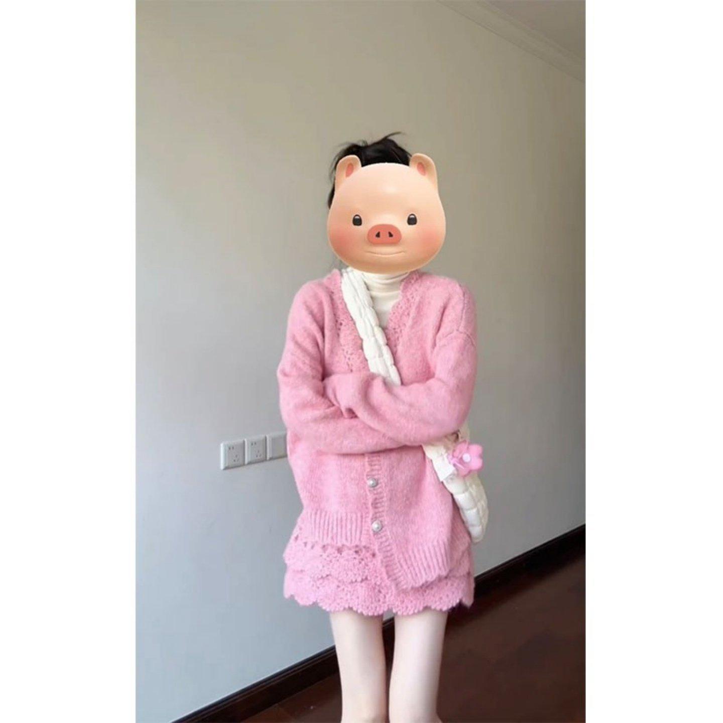 Korean Style V-Neck Knit Cardigan & Slimming Skirt Set - Early Spring Chic 2XL (approx. 62-70 kg)
Korean Style V-Neck Knit Cardigan & Slimming Skirt Set - Early Spring Chic 2XL (approx. 62-70 kg)