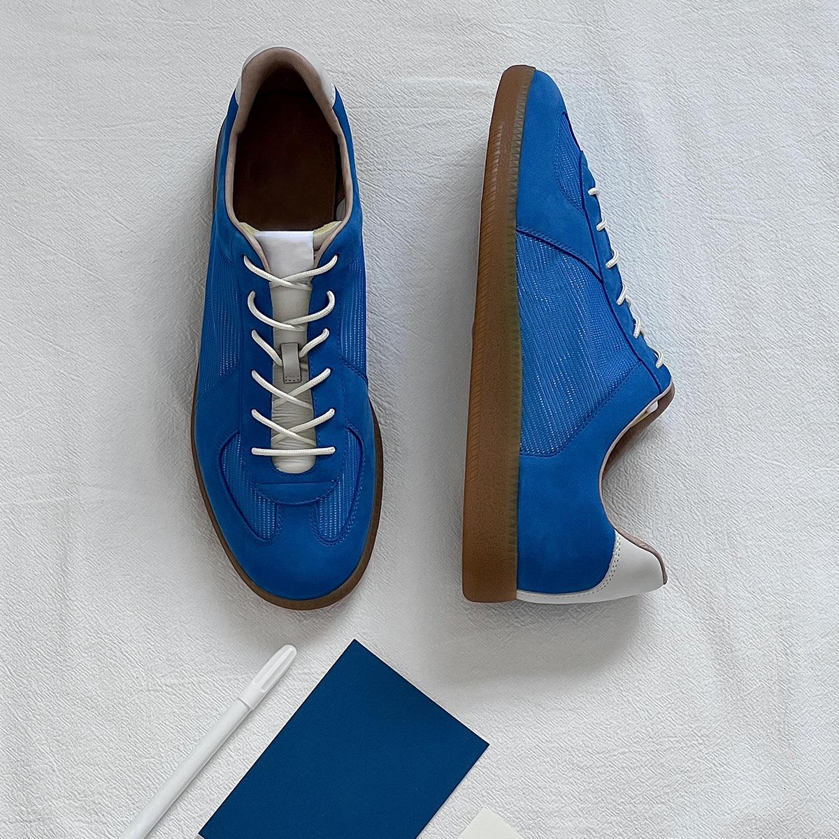 Версия из коровьей кожи~ Корейские нишевые ретро повседневные туфли с круглым носком и низким верхом для женщин, универсальные спортивные туфли на шнуровке с плоской подошвой, немецкие тренировочные туфли для женщин 40 синий
Версия из коровьей кожи~ Корейские нишевые ретро повседневные туфли с круглым носком и низким верхом для женщин, универсальные спортивные туфли на шнуровке с плоской подошвой, немецкие тренировочные туфли для женщин 40 синий