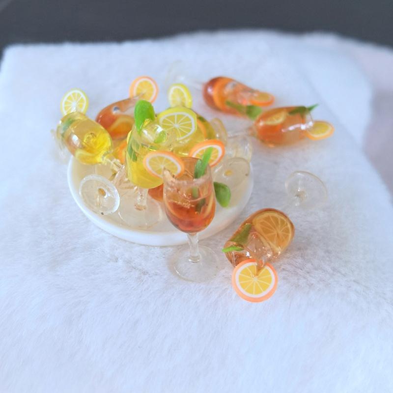 2Pcs Mini Simulation Bubble Water Model 1:12 Dollhouse Miniature Cherry Ice Cream Cup Toy Kitchen Decoration as the picture
2Pcs Mini Simulation Bubble Water Model 1:12 Dollhouse Miniature Cherry Ice Cream Cup Toy Kitchen Decoration as the picture