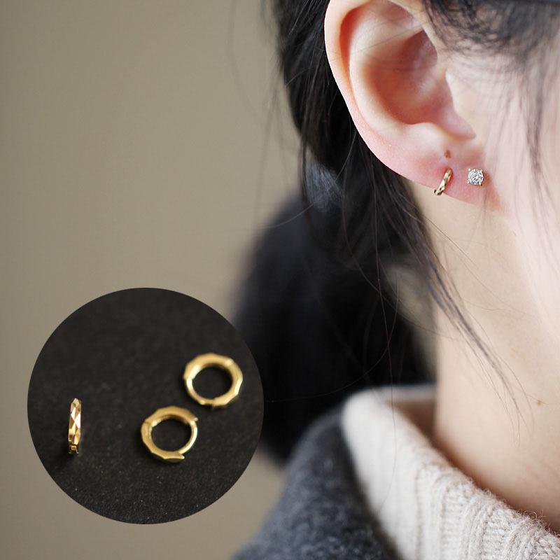 Gold-Plated Sterling Silver Faceted Shiny Ear Cuffs - Fashionable, Luxurious, and Simple Women s Earrings 925 Sterling Silver
Gold-Plated Sterling Silver Faceted Shiny Ear Cuffs - Fashionable, Luxurious, and Simple Women s Earrings 925 Sterling Silver