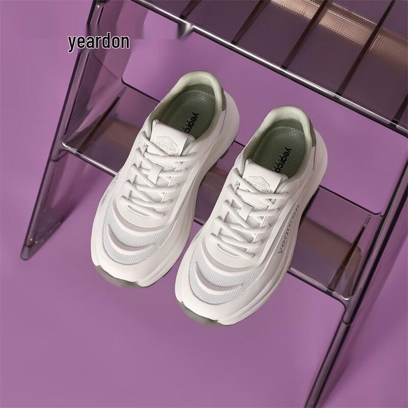 Yi Er Kang Lightweight Platform Casual Sport Shoes 39
Yi Er Kang Lightweight Platform Casual Sport Shoes 39