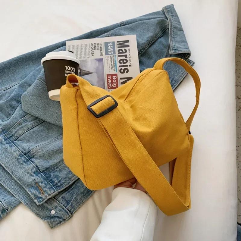Large-capacity Shoulder Bag Women s Fashion Simple Commuter Messenger Tote Bag Black Purses and Handbags
Large-capacity Shoulder Bag Women s Fashion Simple Commuter Messenger Tote Bag Black Purses and Handbags