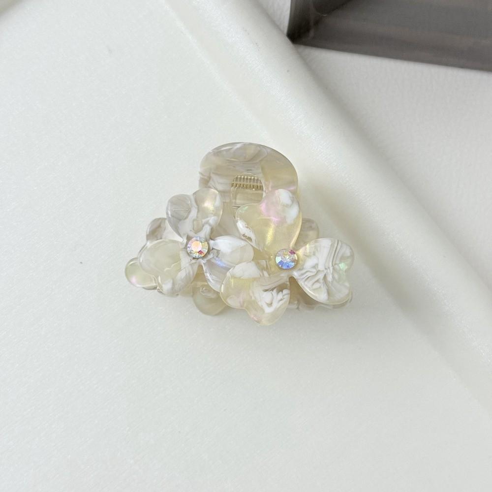 New 6cm Acetate Hair Claw Sweet Simple Flower Hair Clip Retro Non-slip Hair Claw Hair Accessories
New 6cm Acetate Hair Claw Sweet Simple Flower Hair Clip Retro Non-slip Hair Claw Hair Accessories