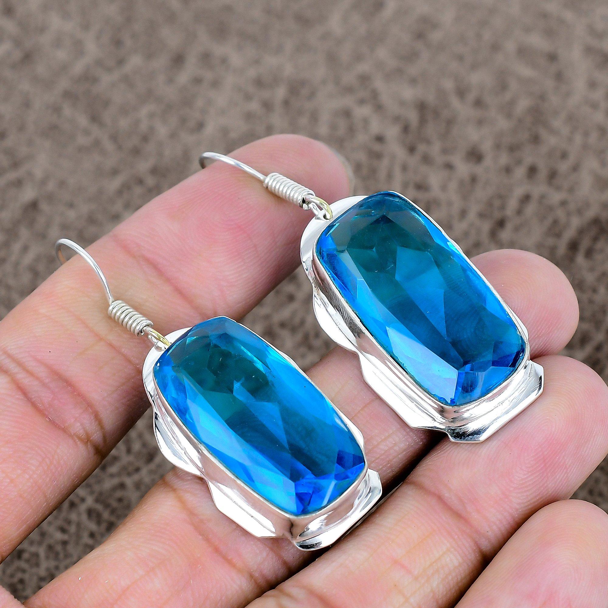 Blue Topaz Gemstone Handmade 925 Sterling Silver Jewelry Earring 2.13 KKG-601
Blue Topaz Gemstone Handmade 925 Sterling Silver Jewelry Earring 2.13 KKG-601