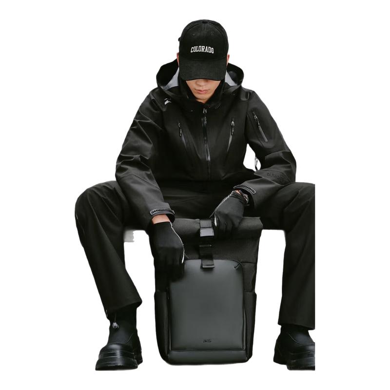 Jingdong Black Warrior Roll-Top Laptop Backpack
Jingdong Black Warrior Roll-Top Laptop Backpack