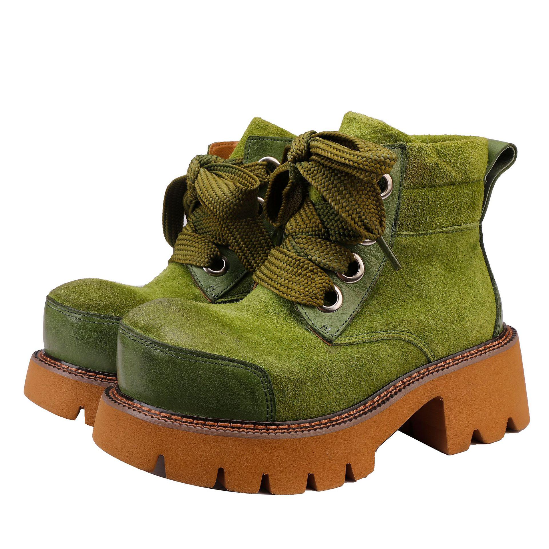 Женские ботинки в британском стиле из кожи на шнуровке с мыском на осень/зиму 2025 38 зелёный
Женские ботинки в британском стиле из кожи на шнуровке с мыском на осень/зиму 2025 38 зелёный