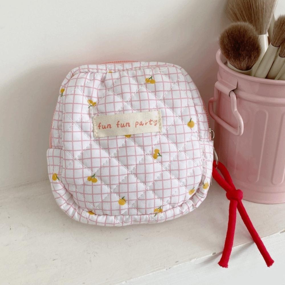 Cute Cartoon Sanitary Napkin Bag Portable Mini Coin Purse Large Capacity Zipper Makeup Bag Cosmetic,earphone Etc Storage
Cute Cartoon Sanitary Napkin Bag Portable Mini Coin Purse Large Capacity Zipper Makeup Bag Cosmetic,earphone Etc Storage