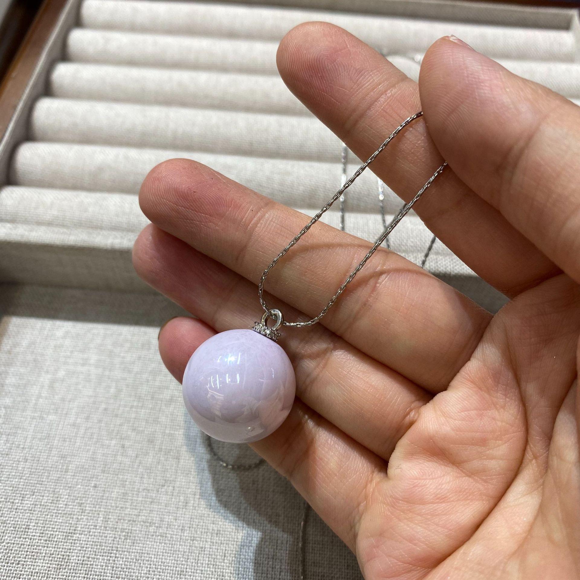 Simple 20M Single Highlight Aobai Necklace Temperament Light Luxury Niche High Sense Elegant Commuter Fashion Woman
Simple 20M Single Highlight Aobai Necklace Temperament Light Luxury Niche High Sense Elegant Commuter Fashion Woman
