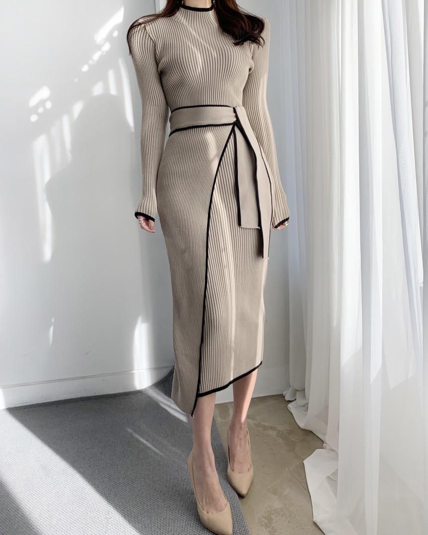 Korean Chic Retro Color Block Knit Dress: Tie-Waist, Half-High Collar, Slim Fit, Mid-Length One Size хаки
Korean Chic Retro Color Block Knit Dress: Tie-Waist, Half-High Collar, Slim Fit, Mid-Length One Size хаки