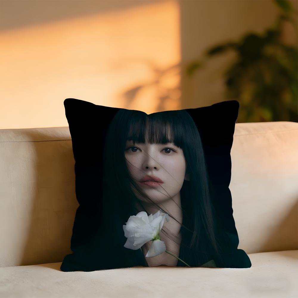 Song Hyekyo Cushion Cover Cozy Velvet Throw PillowSoft Warm Cushion For Sofa Bed 30x30 cm
Song Hyekyo Cushion Cover Cozy Velvet Throw PillowSoft Warm Cushion For Sofa Bed 30x30 cm