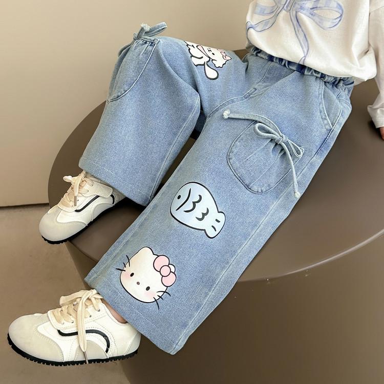 2025 Kids Cartoon Patchwork Jeans: Korean Style Spring/Fall Loose Wide-Leg Pants for Girls 130 cm
2025 Kids Cartoon Patchwork Jeans: Korean Style Spring/Fall Loose Wide-Leg Pants for Girls 130 cm