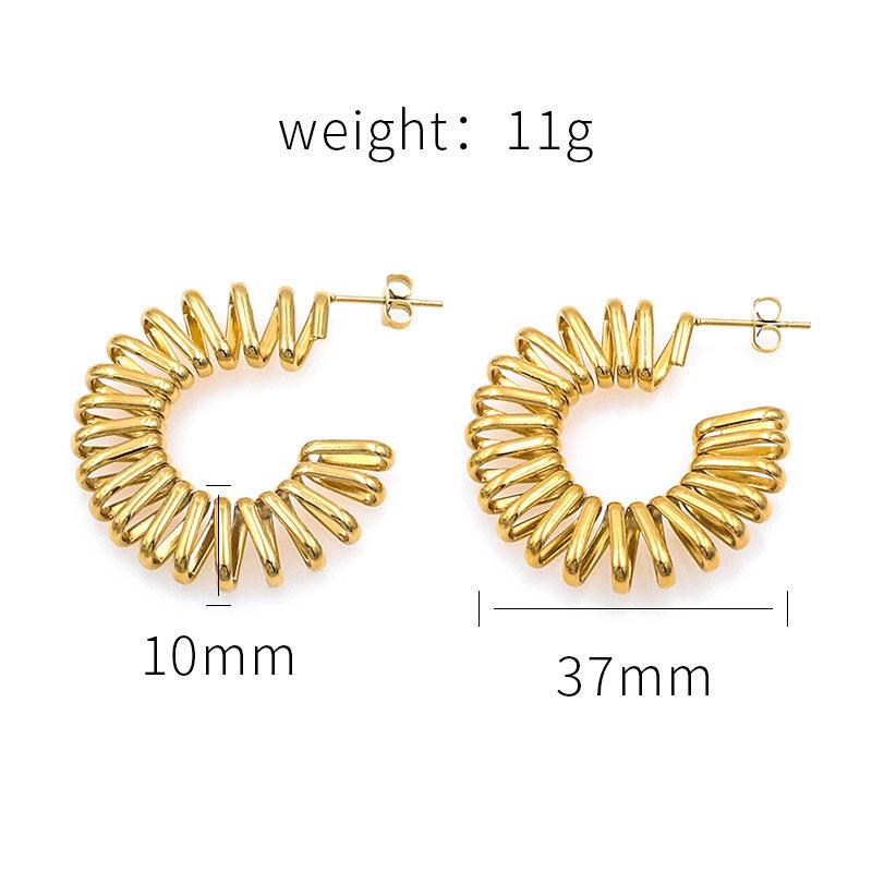 Retro Titanium Steel Flat Spring Earrings Jewelry Premium 18K Gold Hollow Winding C-Shaped Earrings
Retro Titanium Steel Flat Spring Earrings Jewelry Premium 18K Gold Hollow Winding C-Shaped Earrings