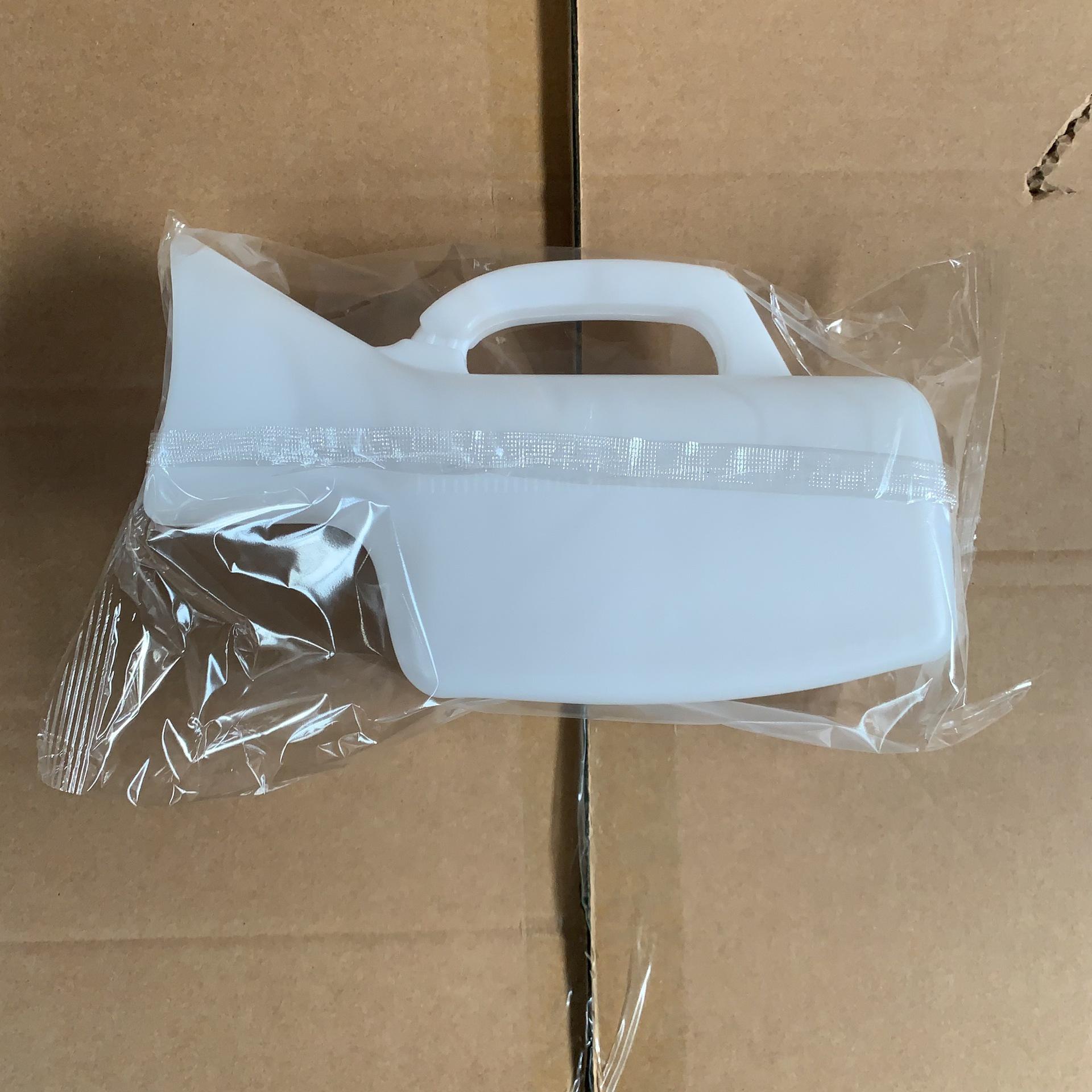 Portable Unisex Urinal with Lid: Clear Scale Odor-Proof Collector for Women, Elderly, and Children, Ideal for Night Use
Portable Unisex Urinal with Lid: Clear Scale Odor-Proof Collector for Women, Elderly, and Children, Ideal for Night Use