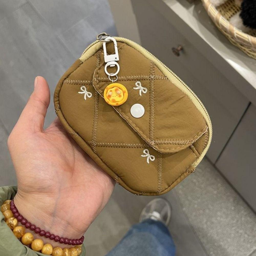 Embroidered Small Lipstick Bag Lightweight Mini Canvas Storage Bag Bowknot Coin Purse Female/Girls бежевий
Embroidered Small Lipstick Bag Lightweight Mini Canvas Storage Bag Bowknot Coin Purse Female/Girls бежевий