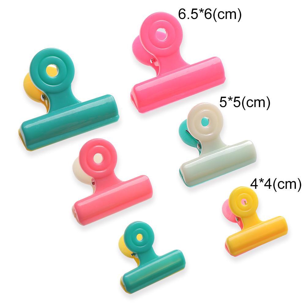 Sizes Kitchen Tools Multifunction Fresh Food Clips Bag Chip Clip Tight Seal Grip File Holder Clamps 5pcs 4x4cm
Sizes Kitchen Tools Multifunction Fresh Food Clips Bag Chip Clip Tight Seal Grip File Holder Clamps 5pcs 4x4cm