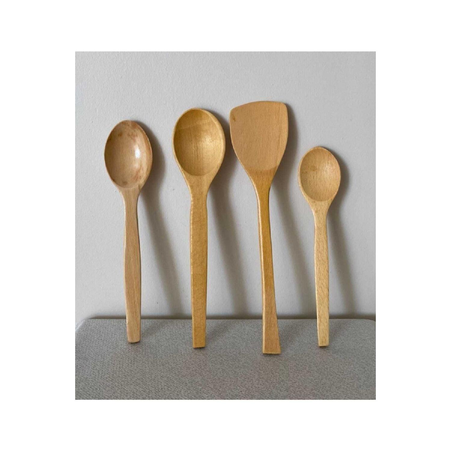 Set Of 4 bamboo Dinnerware - 4 Size Bamboo Spoons - Wooden Spoons. (23cm.-28cm.-32cm) коричневий
Set Of 4 bamboo Dinnerware - 4 Size Bamboo Spoons - Wooden Spoons. (23cm.-28cm.-32cm) коричневий