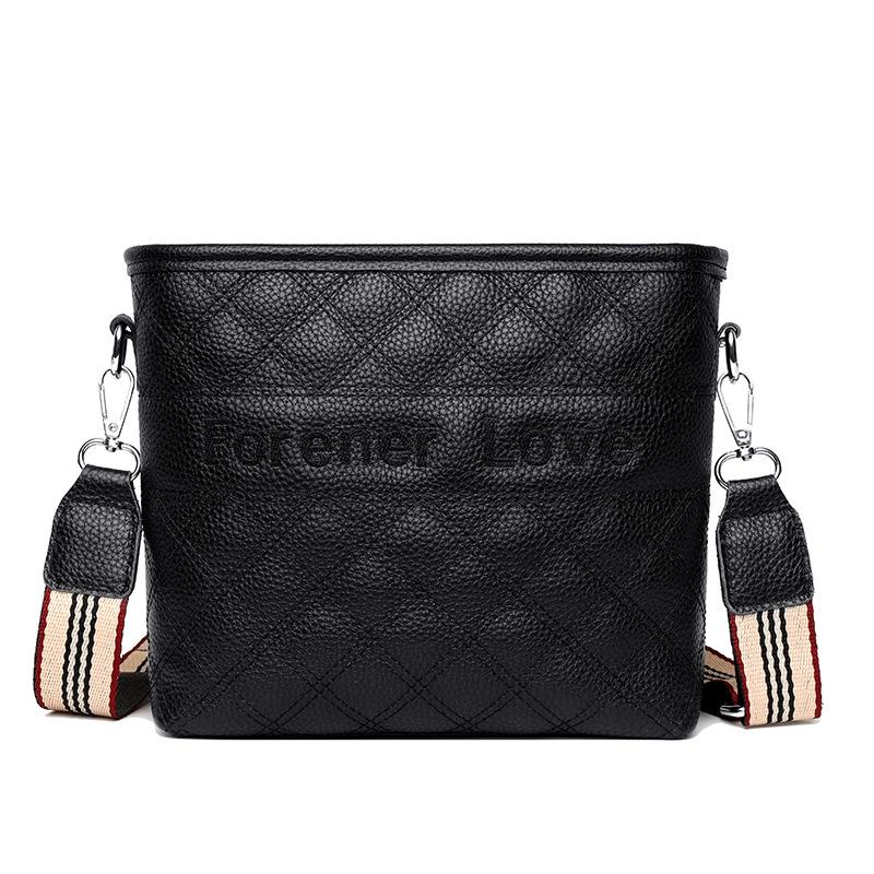 Leather women s bag embroidered thread small fragrant bucket bag new trendy fashion first layer cowhide shoulder messenger bag чорний
Leather women s bag embroidered thread small fragrant bucket bag new trendy fashion first layer cowhide shoulder messenger bag чорний
