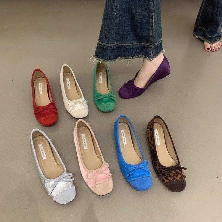 2025 spring new small 3CM inner height increase women s shoes square head bow Mary Jane ballet shoes temperament single shoes 39 синій
2025 spring new small 3CM inner height increase women s shoes square head bow Mary Jane ballet shoes temperament single shoes 39 синій