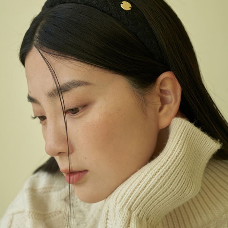 повязка для волос из твида geegee (черный) BLACK
повязка для волос из твида geegee (черный) BLACK