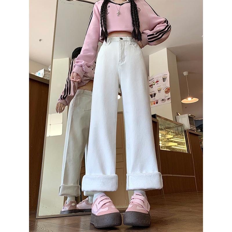Women s White Fleece-Lined High-Waisted Straight-Leg Jeans, Loose Fit, Plus Size, Slimming, Wide-Leg, Floor-Length for Autumn/Winter 2024. 3XL
Women s White Fleece-Lined High-Waisted Straight-Leg Jeans, Loose Fit, Plus Size, Slimming, Wide-Leg, Floor-Length for Autumn/Winter 2024. 3XL