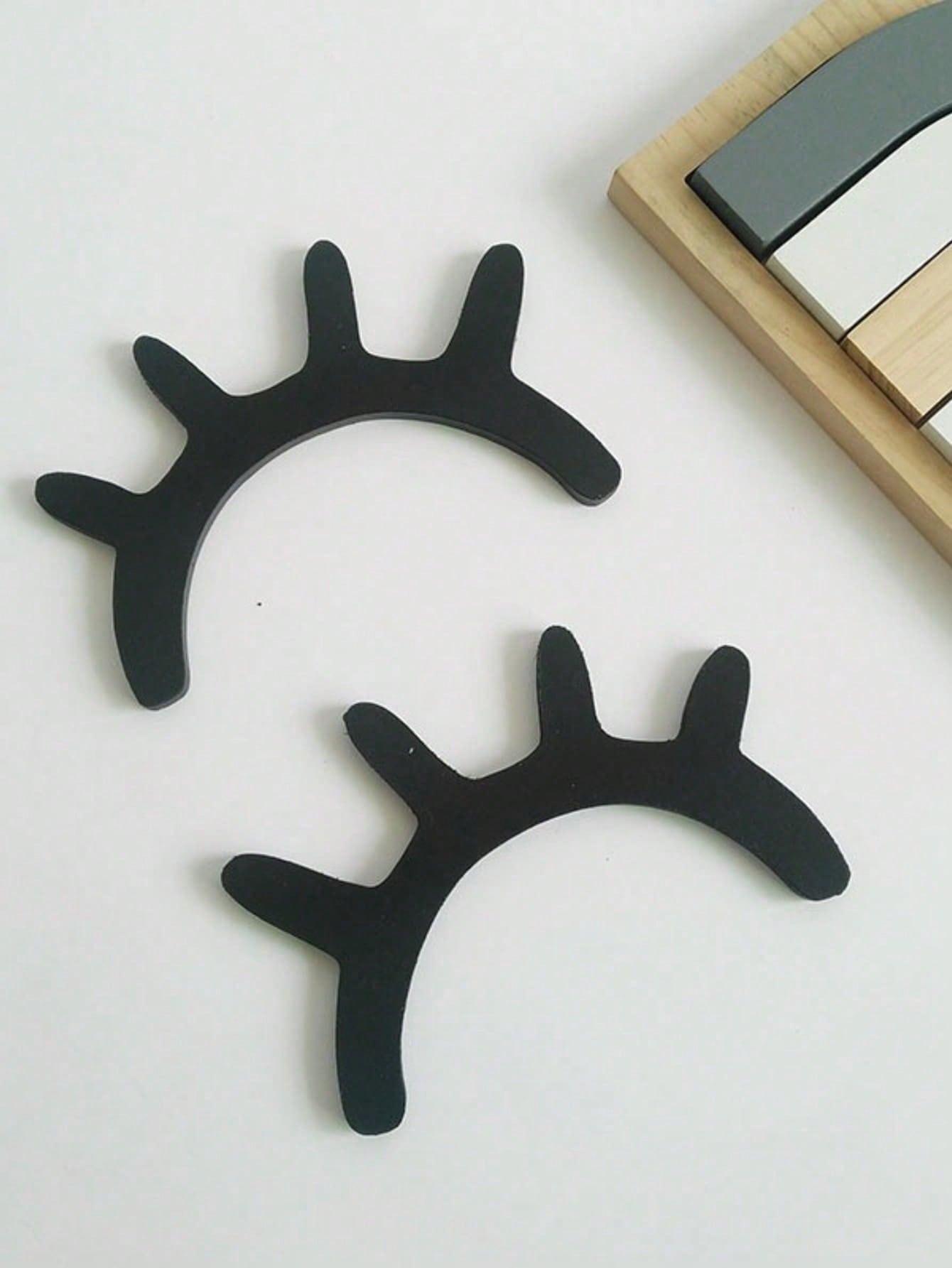 Home decoration supplies Wall decoration 3D three-dimensional wooden eyelash ornaments wall decoration 2 pieces 1 set Small чёрный
Home decoration supplies Wall decoration 3D three-dimensional wooden eyelash ornaments wall decoration 2 pieces 1 set Small чёрный