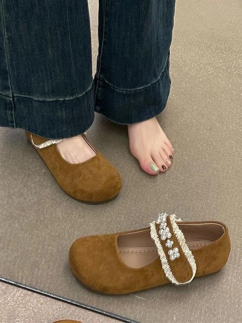 Модная весенне-осенняя обувь Мэри Джейн для женщин Предлагает Тренды 2025 Удобная и Элегантная Эстетика Ходьба 39 Женская Обувь Распродажа 40
Модная весенне-осенняя обувь Мэри Джейн для женщин Предлагает Тренды 2025 Удобная и Элегантная Эстетика Ходьба 39 Женская Обувь Распродажа 40