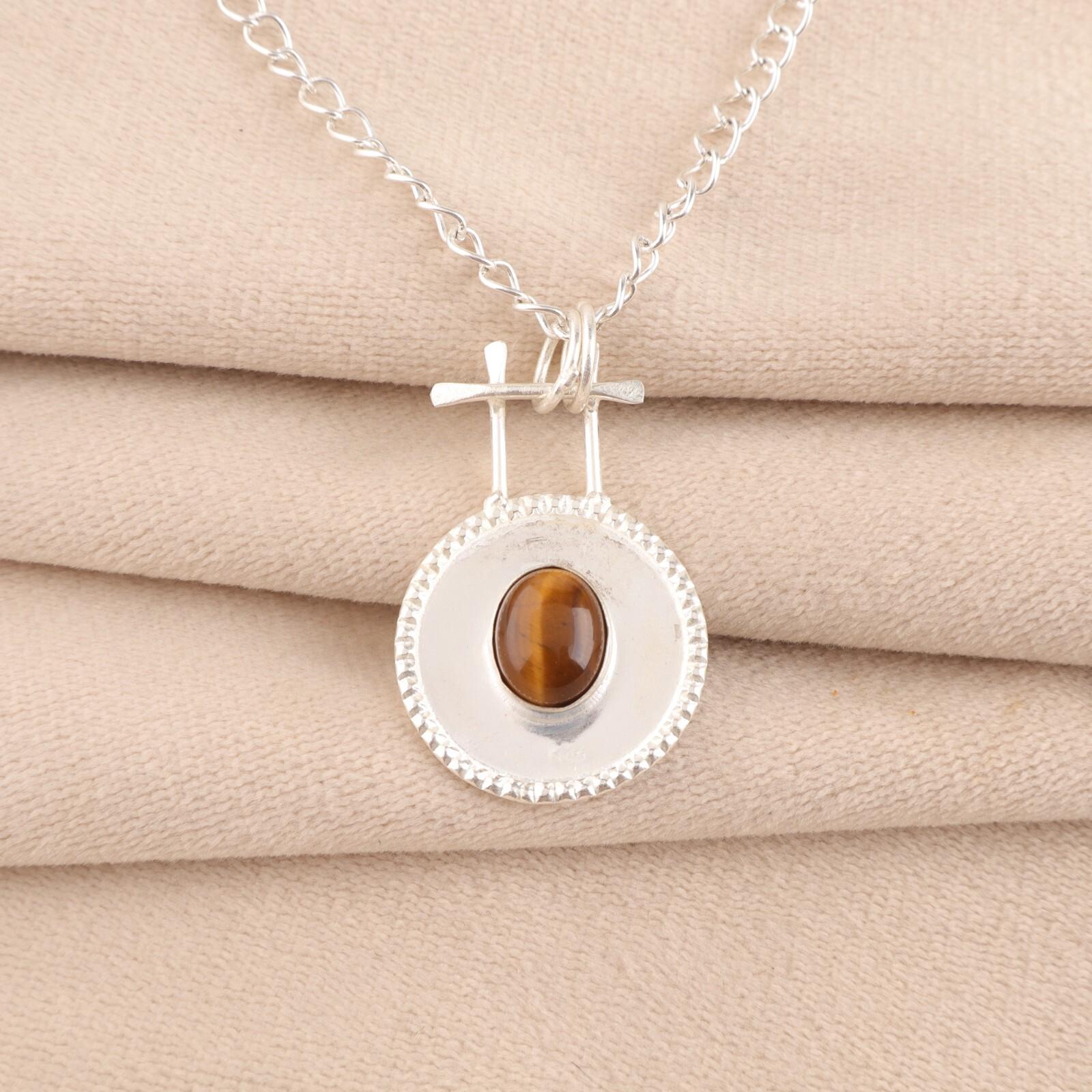Natural Yellow Tiger Eye Gemstone 925 Sterling Silver Handcrafted Pendant 1.4 PP-57-26
Natural Yellow Tiger Eye Gemstone 925 Sterling Silver Handcrafted Pendant 1.4 PP-57-26