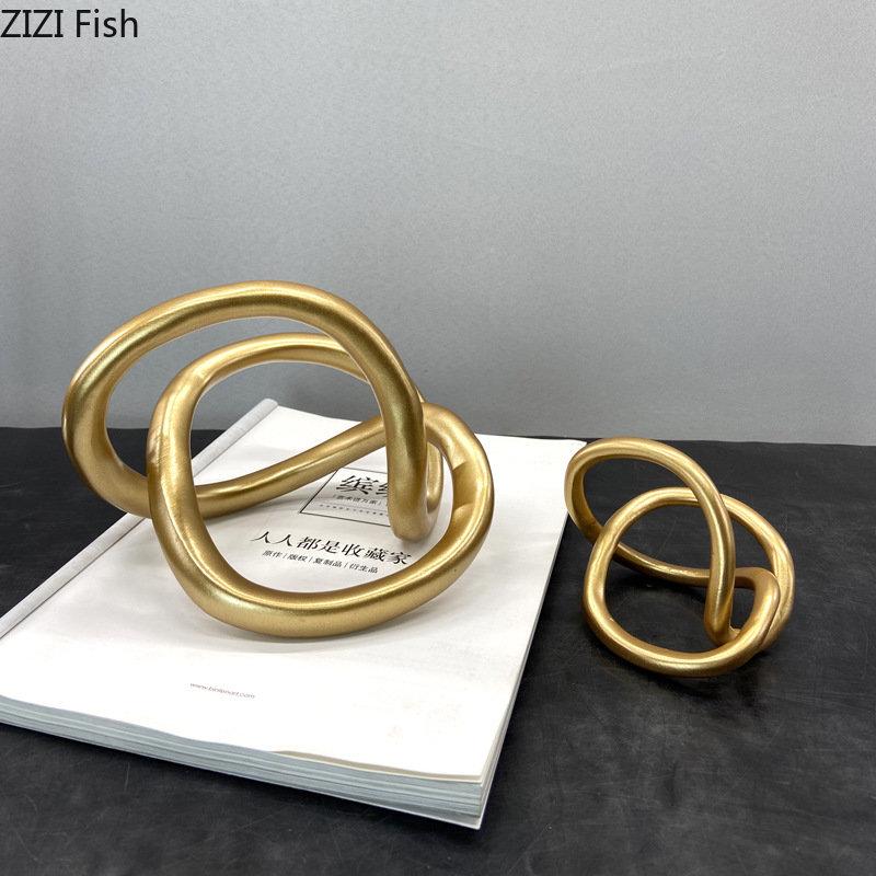 Irregular Abstract Clinch Knot Statue Resin Crafts Desk Decoration Ornaments Room Aesthetics Decor Creative Artwork Sculpture
Irregular Abstract Clinch Knot Statue Resin Crafts Desk Decoration Ornaments Room Aesthetics Decor Creative Artwork Sculpture