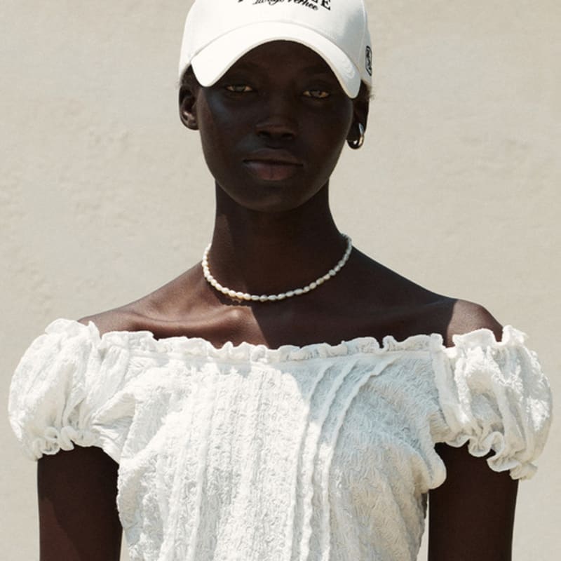 RE RHEE LOGO EMBROIDERED COTTON BALL cap white white_FREE
RE RHEE LOGO EMBROIDERED COTTON BALL cap white white_FREE