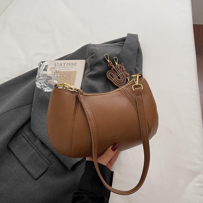 Women s messenger bag women s new winter versatile casual retro bag soft leather small bag women s bag small cross bag коричневий
Women s messenger bag women s new winter versatile casual retro bag soft leather small bag women s bag small cross bag коричневий