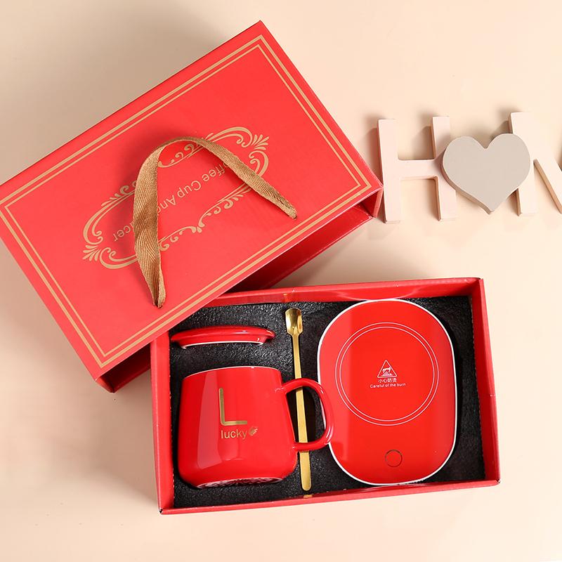 Подарочный набор ко Дню святого Валентина 55 ℃ Термостат Кружки Керамическая чашка с крышкой и ложкой Кофейная кружка для офиса или домашнего использования Портативная Mea 301-400ml красный
Подарочный набор ко Дню святого Валентина 55 ℃ Термостат Кружки Керамическая чашка с крышкой и ложкой Кофейная кружка для офиса или домашнего использования Портативная Mea 301-400ml красный