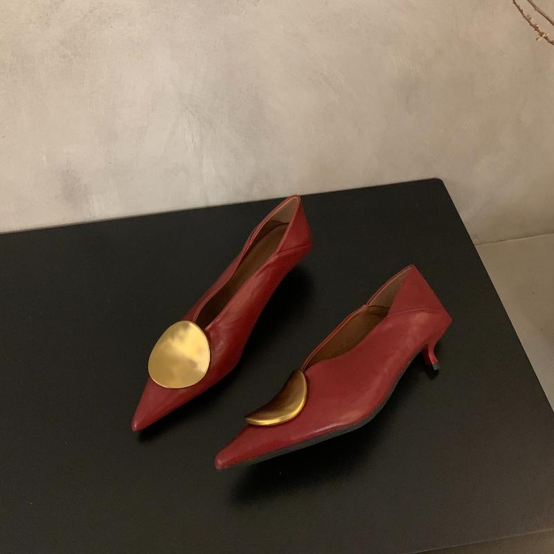 Autumn Vintage Low Heel Metal Decoration Women Mary Jane Shoes Sexy Pointed Toe Stripper Party Shoes Zapatos De Mujer 40 вина червоного кольору
Autumn Vintage Low Heel Metal Decoration Women Mary Jane Shoes Sexy Pointed Toe Stripper Party Shoes Zapatos De Mujer 40 вина червоного кольору