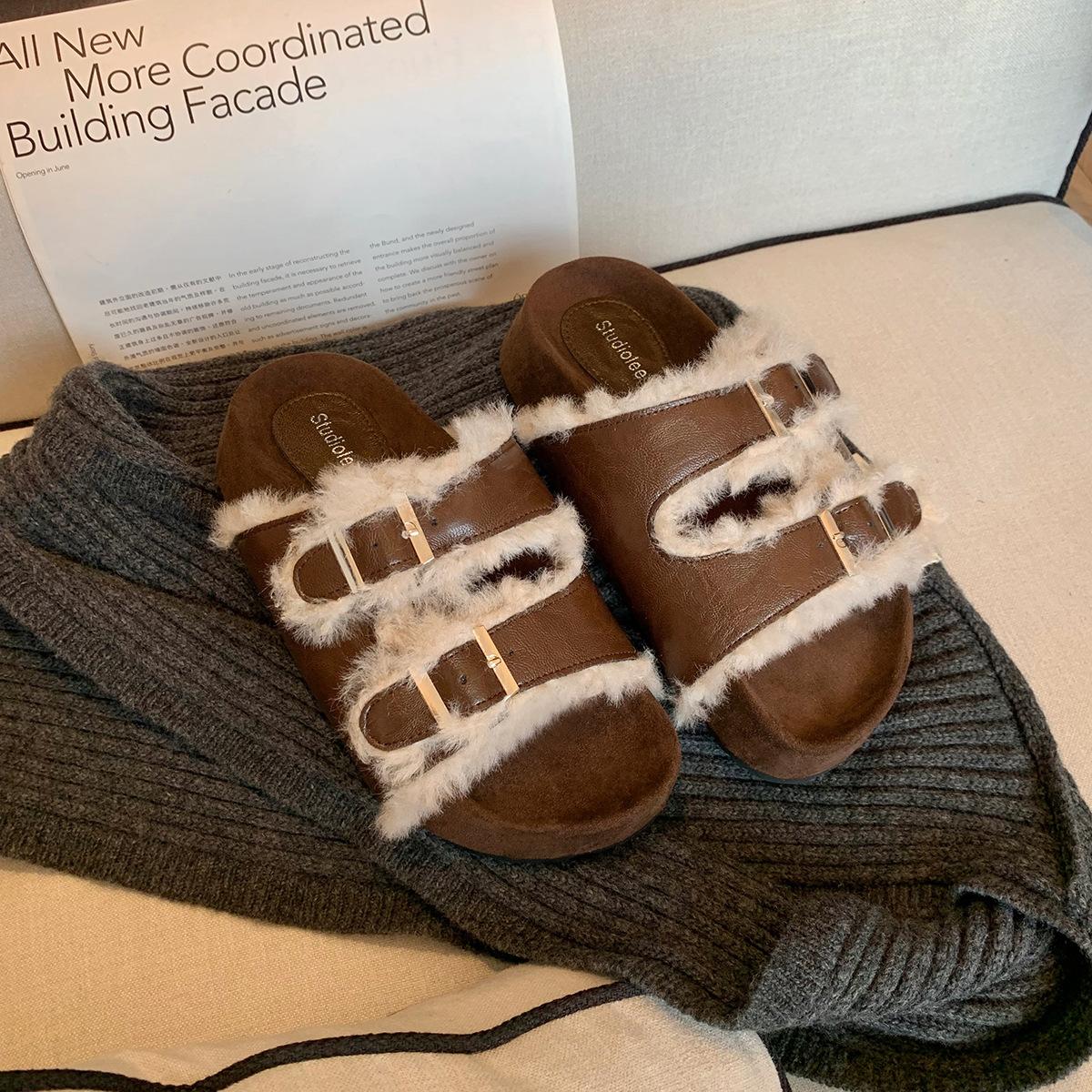 Shoes double buckle word with thick-soled lazy open-toed fluffy Birkenstock slippers winter 40 коричневий
Shoes double buckle word with thick-soled lazy open-toed fluffy Birkenstock slippers winter 40 коричневий