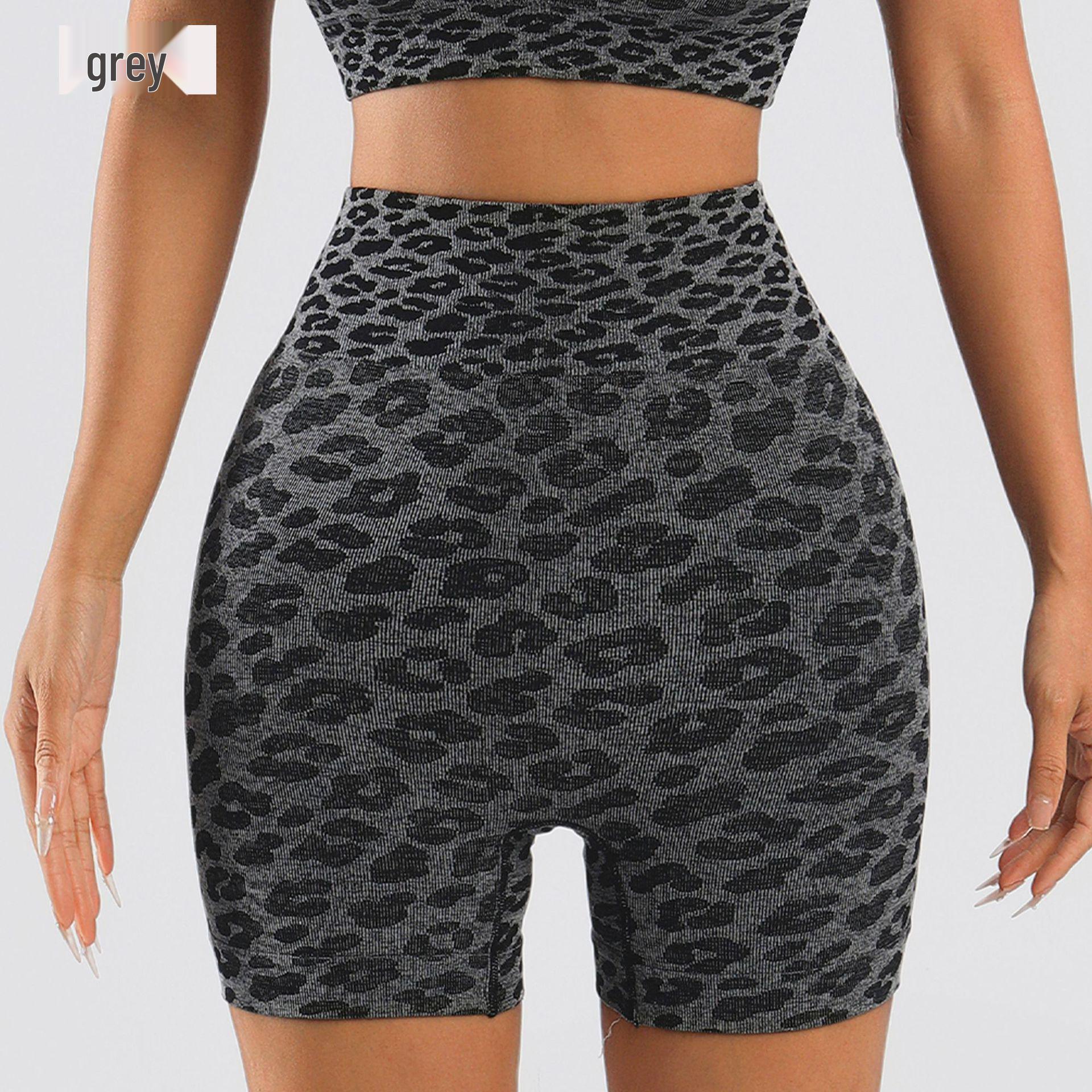 Seamless Leopard Print High-Waisted Booty Lifting Quick-Dry Knit Shorts Large сірий колір
Seamless Leopard Print High-Waisted Booty Lifting Quick-Dry Knit Shorts Large сірий колір