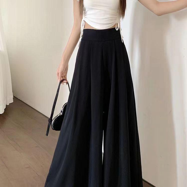 Wide-legged Trousers and Skirts for Women In Summer Korean Style, Thin Pleated Suit Pants, High Waist Drooping Slim Casual Pants Skirt 2XL
Wide-legged Trousers and Skirts for Women In Summer Korean Style, Thin Pleated Suit Pants, High Waist Drooping Slim Casual Pants Skirt 2XL