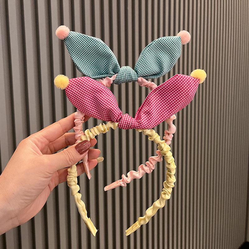 Plaid Bow Headband for Girls – Gentle, Stylish Hair Accessory 
Plaid Bow Headband for Girls – Gentle, Stylish Hair Accessory