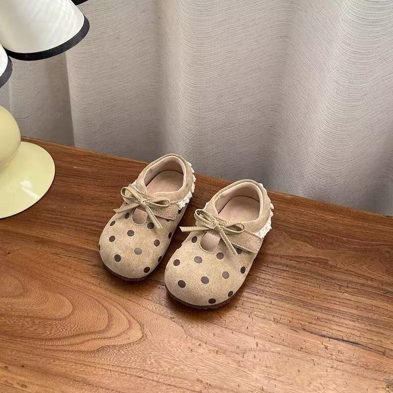 New Style Girls Shoes - Versatile Baby Soft-soled Walking Shoes for Infants 19 бежевий
New Style Girls Shoes - Versatile Baby Soft-soled Walking Shoes for Infants 19 бежевий