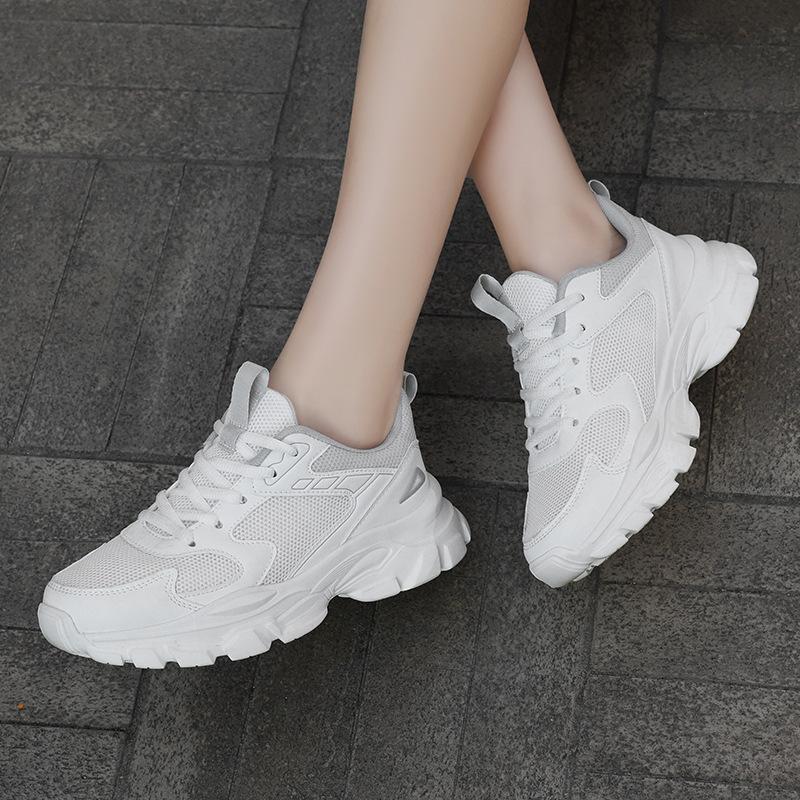 Little white shoes sports shoes women s 2025 new lightweight breathable soft-soled casual little white shoes students non-slip shock absorption runni 35 белый
Little white shoes sports shoes women s 2025 new lightweight breathable soft-soled casual little white shoes students non-slip shock absorption runni 35 белый