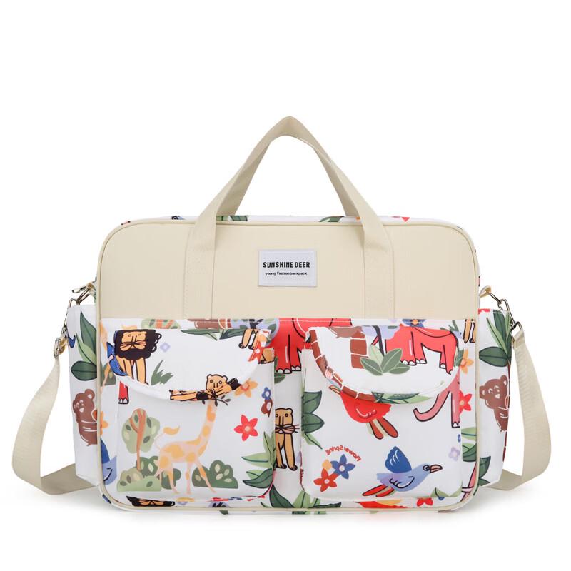 Dairen Multi-functional Diaper & Travel Messenger Bag 40x11x31cm
Dairen Multi-functional Diaper & Travel Messenger Bag 40x11x31cm