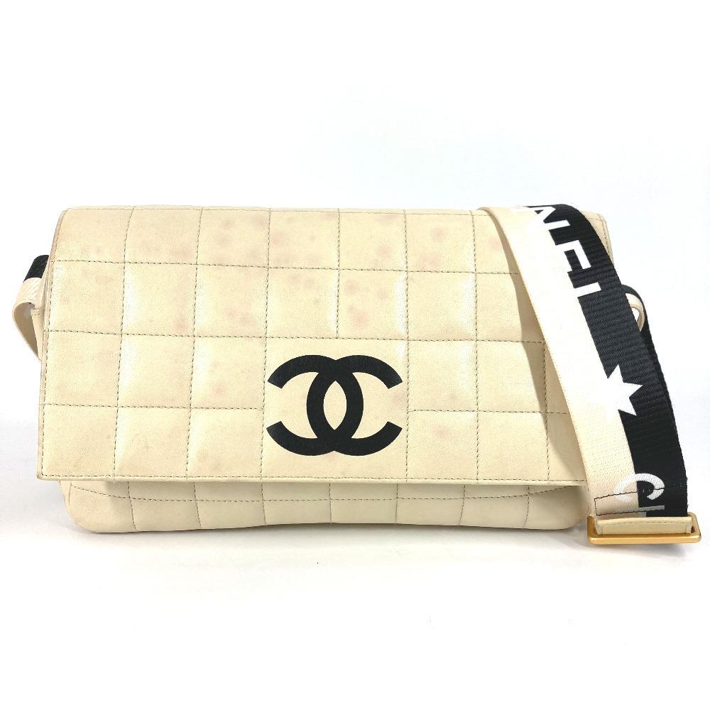 CHANEL CC CC Знак Шоколадна Плитка Двоколірна Сумка Кросбоді Сумка-клатч на клапані Сумка на плече
CHANEL CC CC Знак Шоколадна Плитка Двоколірна Сумка Кросбоді Сумка-клатч на клапані Сумка на плече