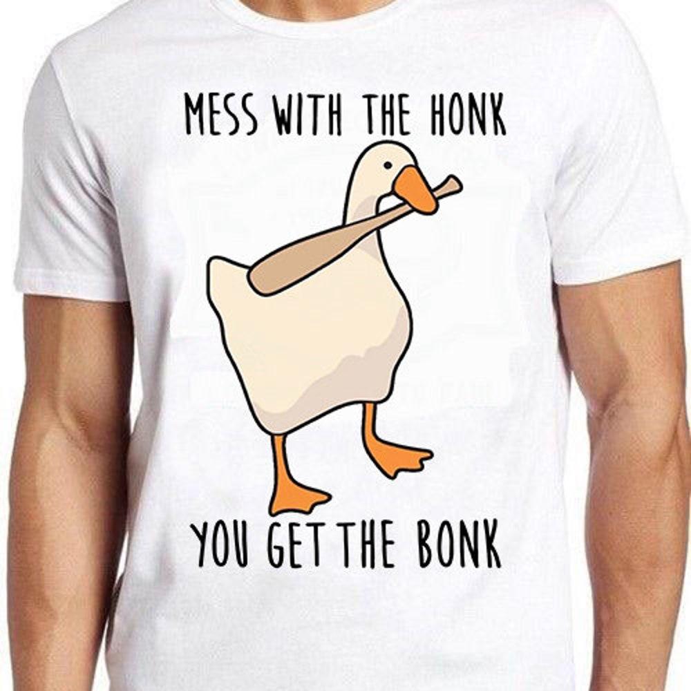 Футболка из 100% хлопка плотностью 230 г/м2 с надписью «Mess With The Honk You Get The Bonk Goose Duck Weird Meme» с забавным необычным стилем в стиле культового фильма и музыки в подарок 861
Футболка из 100% хлопка плотностью 230 г/м2 с надписью «Mess With The Honk You Get The Bonk Goose Duck Weird Meme» с забавным необычным стилем в стиле культового фильма и музыки в подарок 861