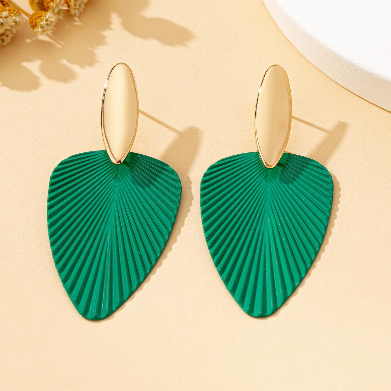 Women s Earrings, Green Leaf Simple Natural Earrings, Suitable for Daily Wear and Vacation Wear зелений
Women s Earrings, Green Leaf Simple Natural Earrings, Suitable for Daily Wear and Vacation Wear зелений