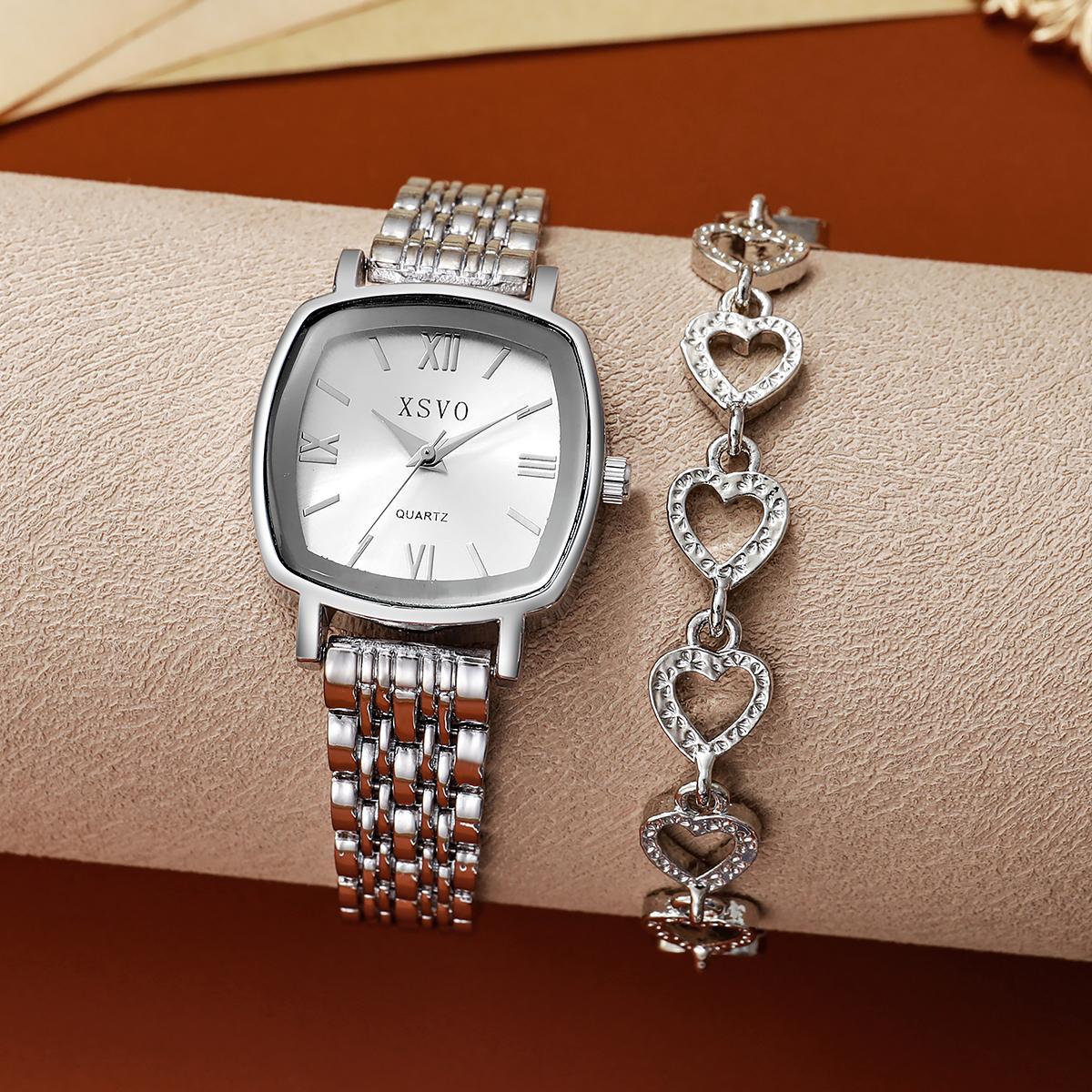 Набор из двух предметов: часы с квадратным циферблатом, римскими цифрами и стальным браслетом, а также браслет в форме сердца, без подарочной коробки серебряный
Набор из двух предметов: часы с квадратным циферблатом, римскими цифрами и стальным браслетом, а также браслет в форме сердца, без подарочной коробки серебряный